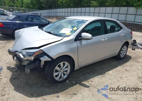 2015 Toyota Corolla Le z USA, uszkodzony, nr VIN 2T1BURHE8FC381399